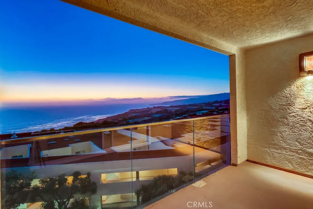 3200 La Rotonda Drive 611, Rancho Palos Verdes, California 90275 home-pic-11